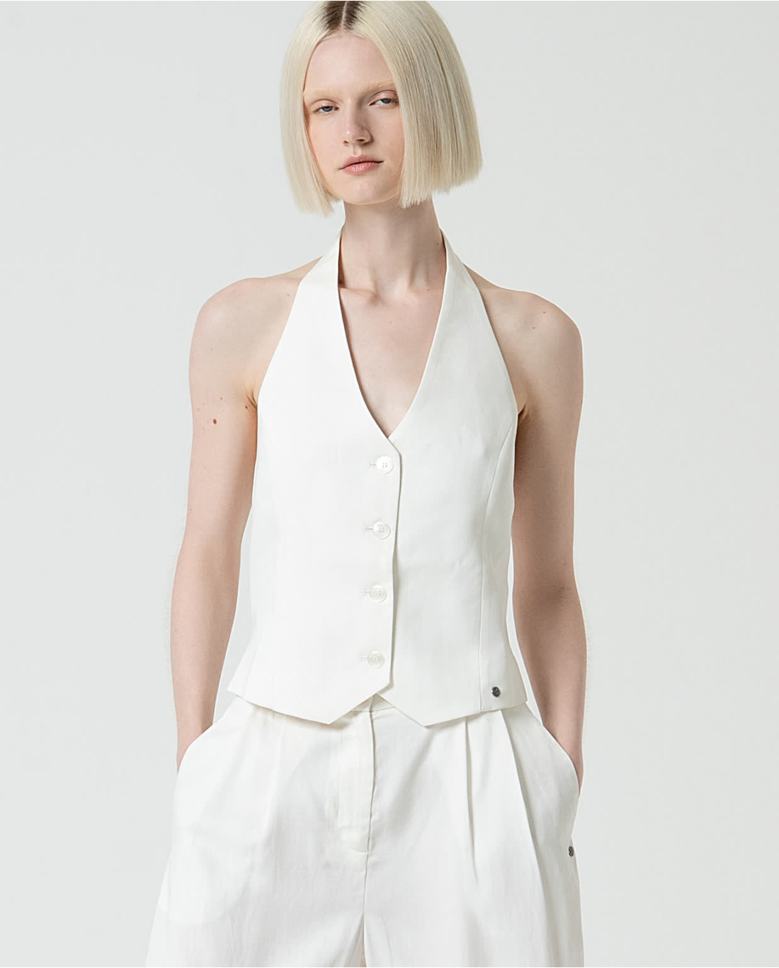 Chaleco cuello halter liso