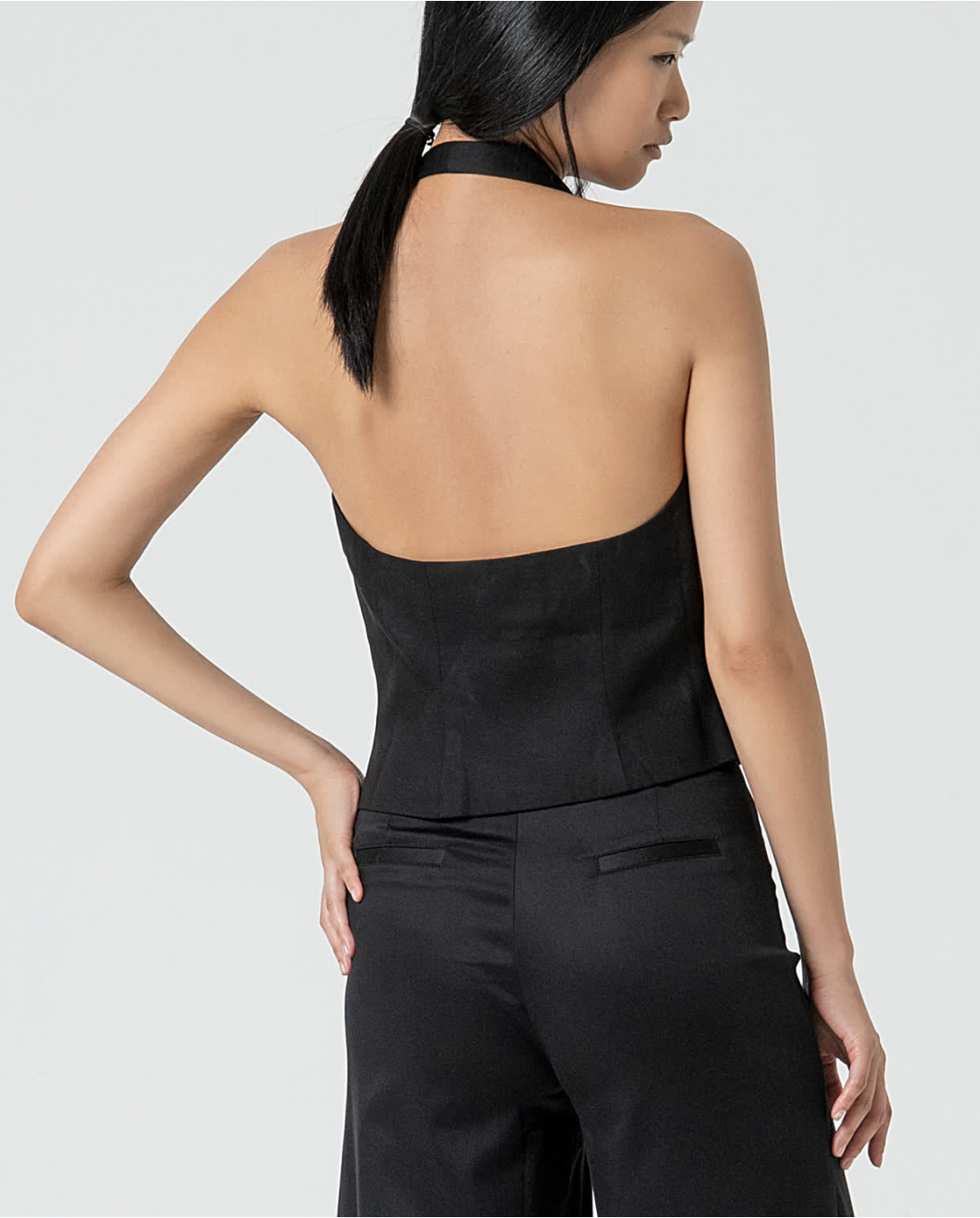Chaleco cuello halter liso