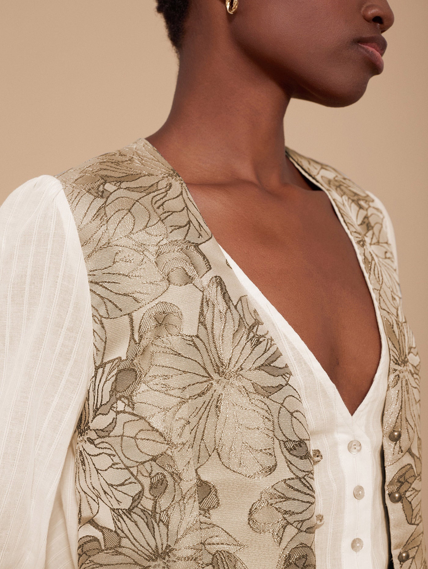 Blusa con chaleco de jacquard