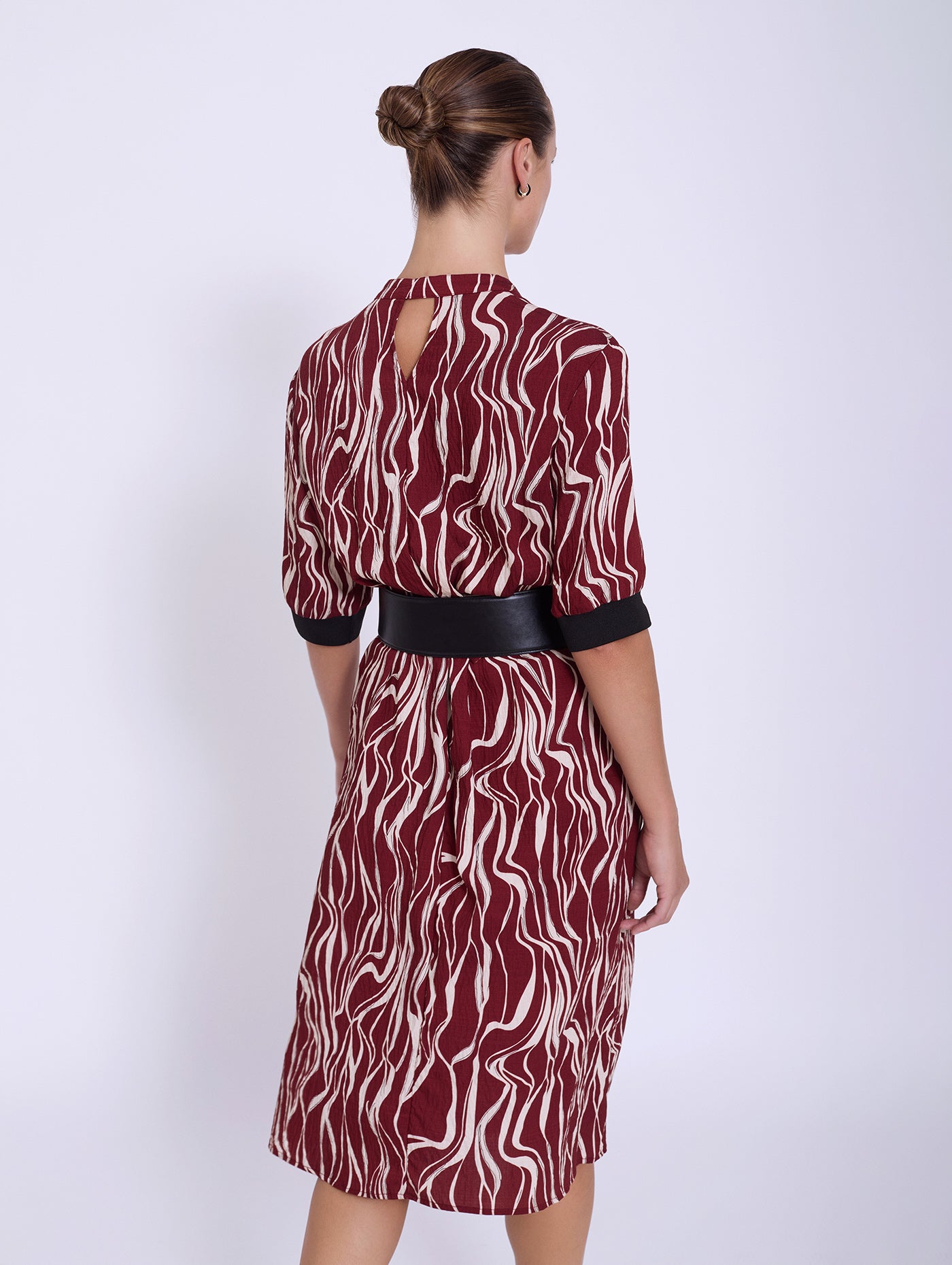 Vestido cruzado estampado
