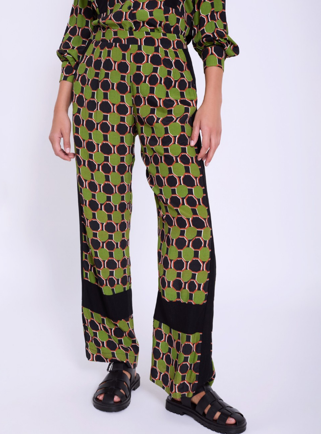 Pantalón estampado geométrico